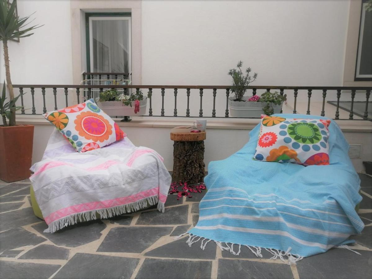 Courtyard House - Sun, Barbecue, Beach Sesimbra Exterior photo